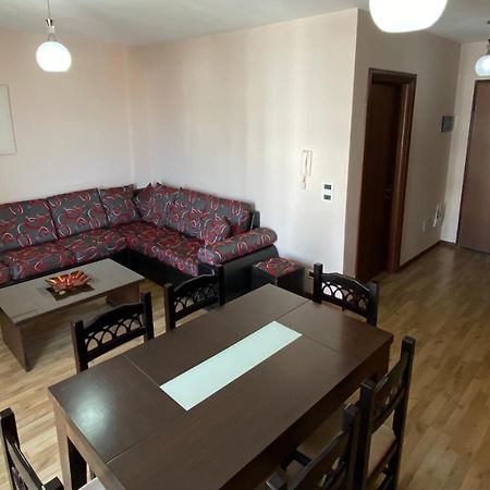 Ami Apartments Sarandë Exterior foto